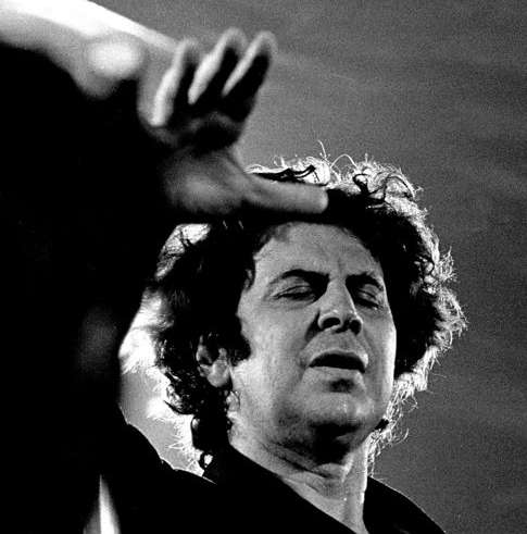 Mikis_Theodorakis.jpg - 60.44 KB